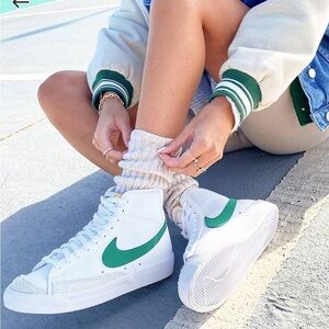 💚 NIKE BLAZER MID 77 💚